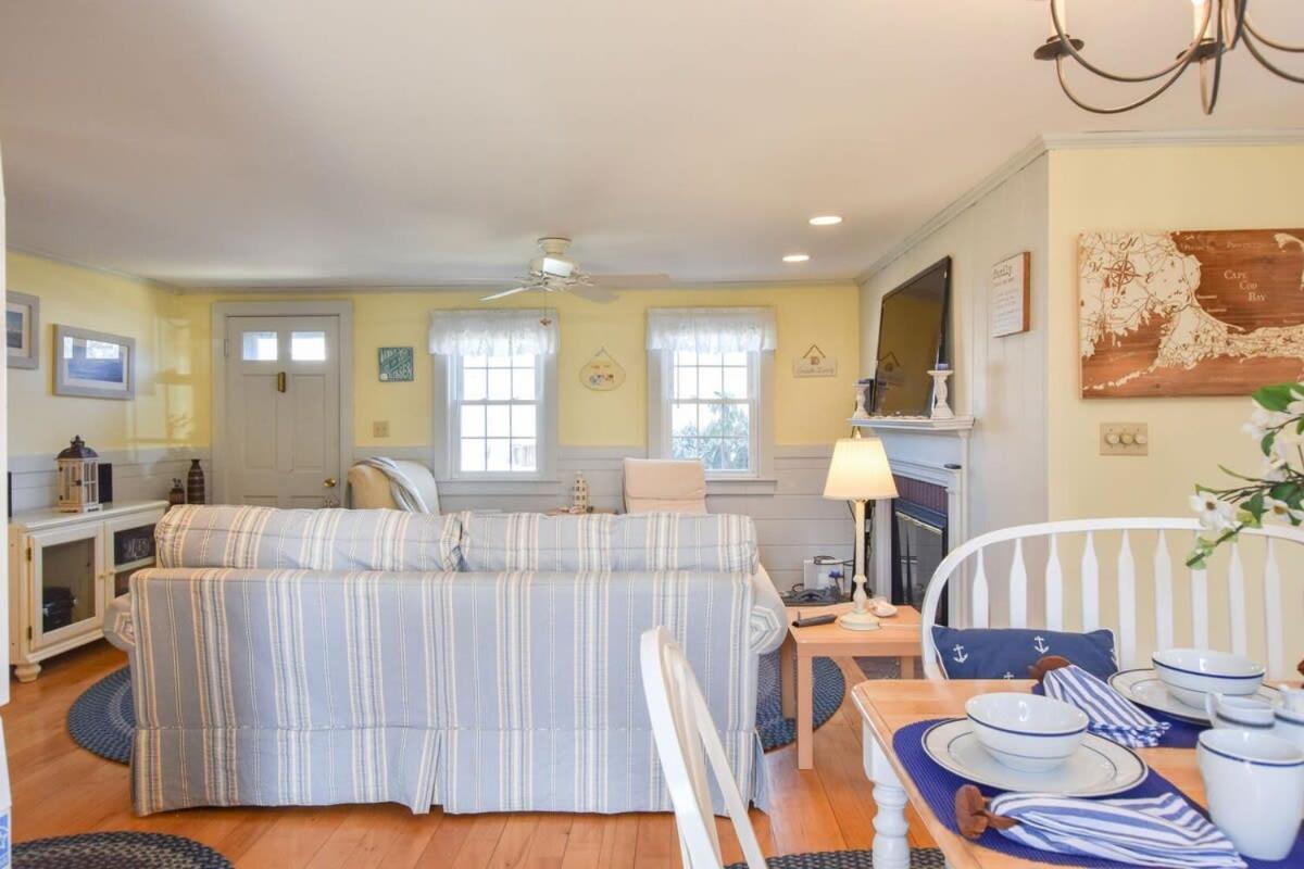 Walk 3 Mins To Private Assoc Beach Yarmouth Port Exterior foto